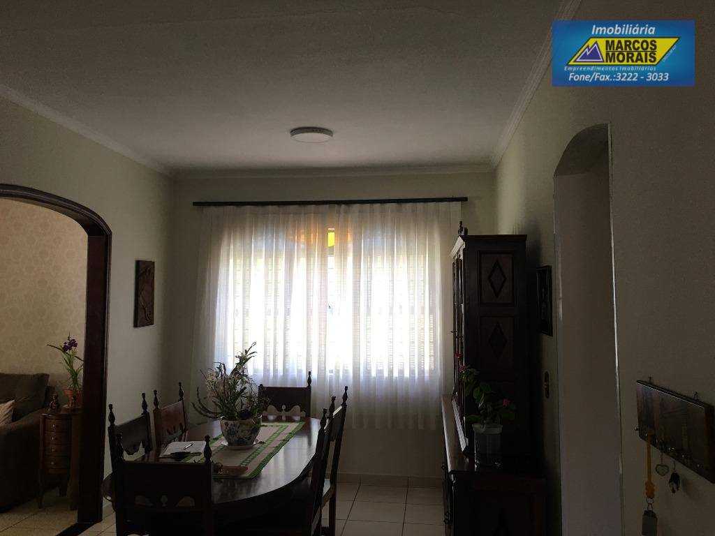 Casa à venda e aluguel com 3 quartos, 180m² - Foto 14