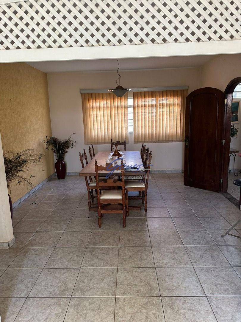 Casa à venda com 3 quartos, 278m² - Foto 11