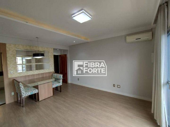 Apartamento à venda com 2 quartos, 82m² - Foto 3