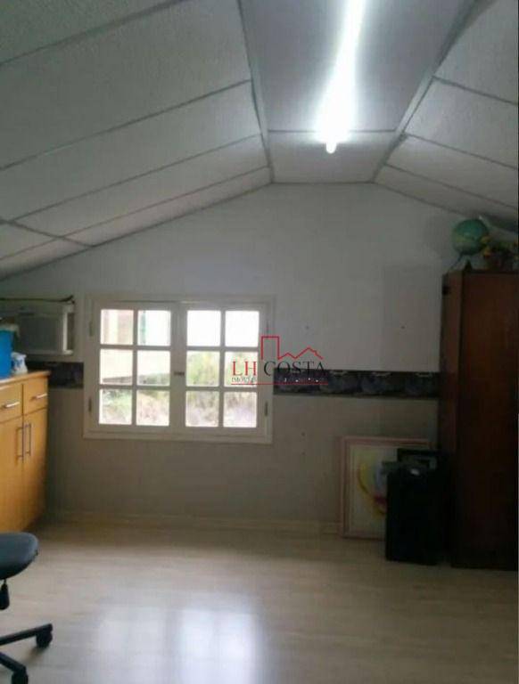 Casa de Condomínio à venda com 3 quartos, 164m² - Foto 15