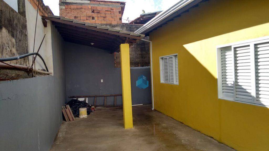 Casa à venda com 3 quartos, 120m² - Foto 10