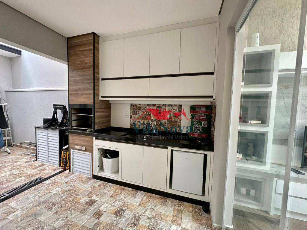 Casa de Condomínio à venda com 3 quartos, 114m² - Foto 1