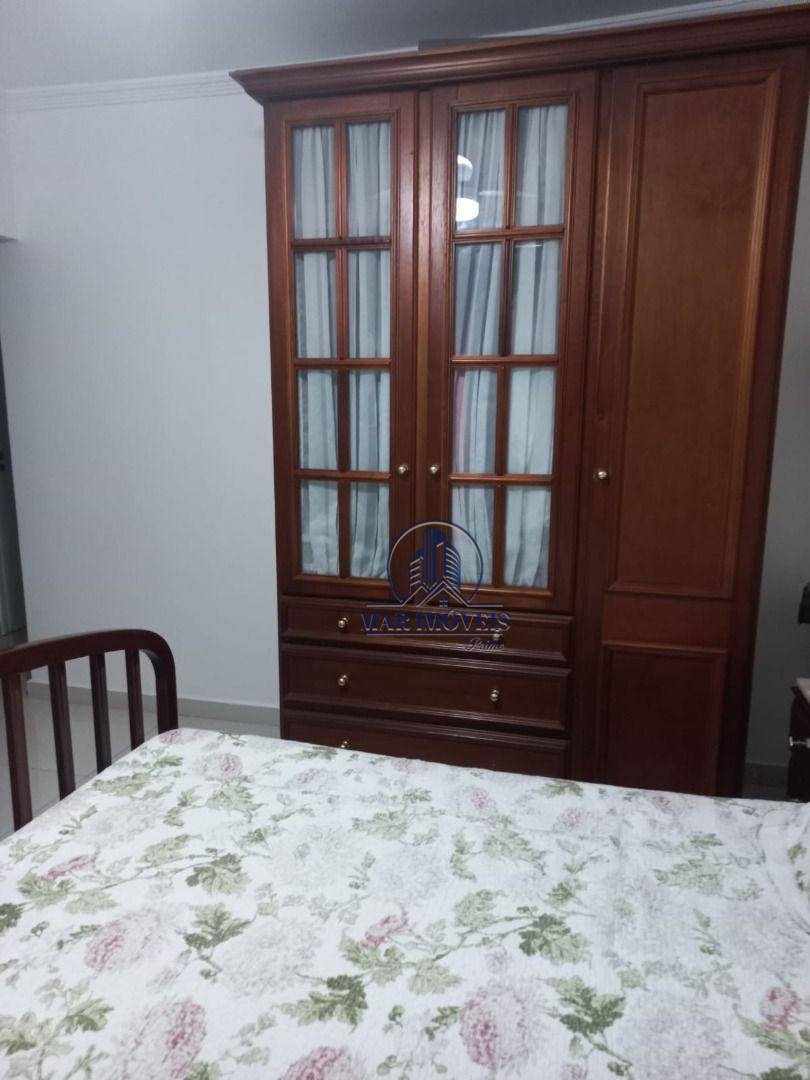 Apartamento à venda com 3 quartos, 140m² - Foto 11