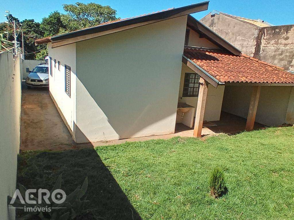 Casa à venda com 2 quartos, 90m² - Foto 6