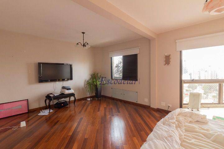 Apartamento à venda com 3 quartos, 151m² - Foto 9