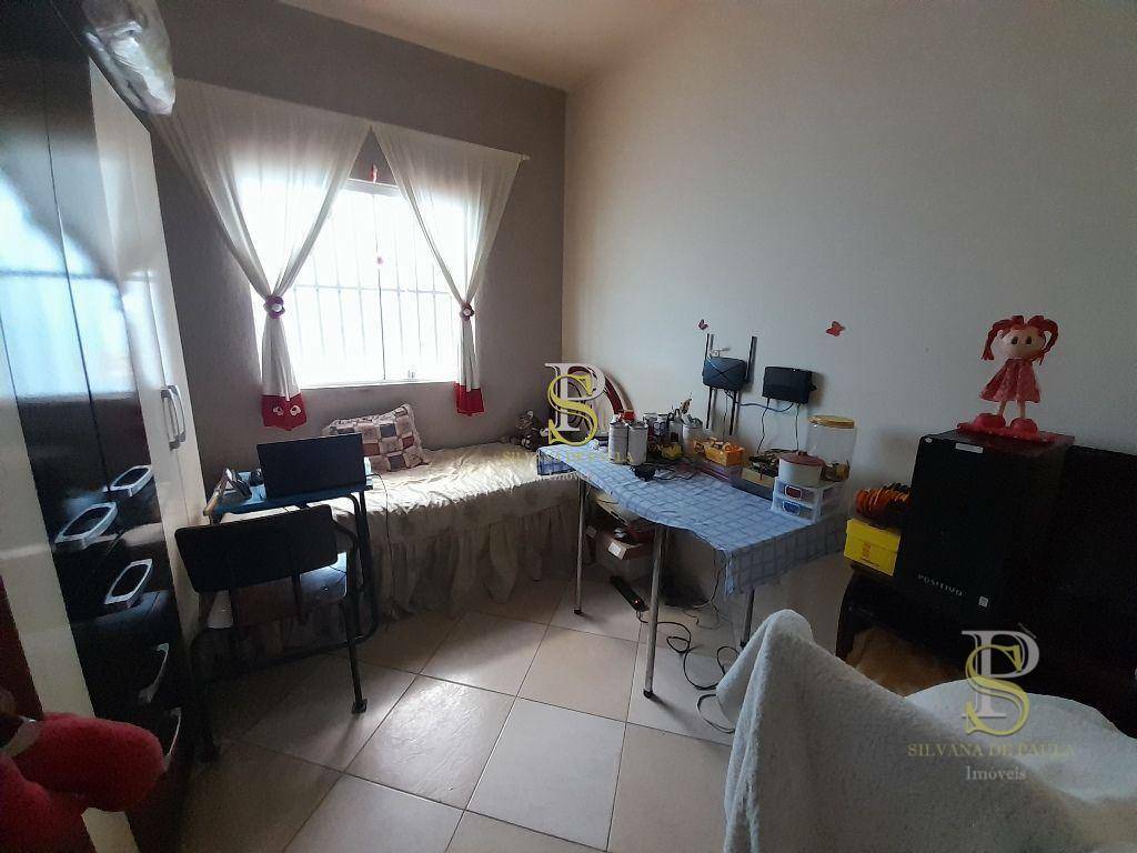 Casa à venda com 3 quartos, 95m² - Foto 21