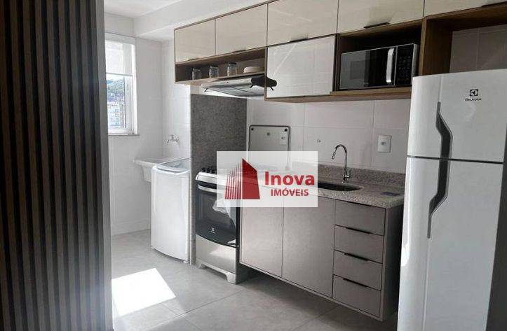 Apartamento à venda com 2 quartos, 60m² - Foto 12