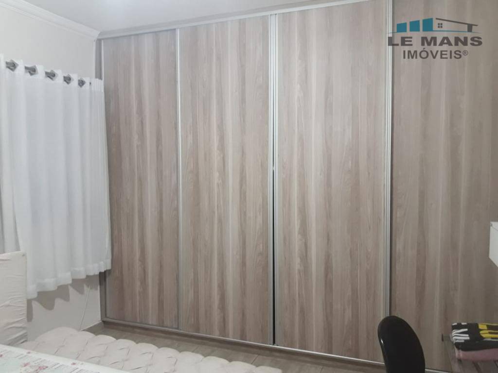 Apartamento à venda com 2 quartos, 83m² - Foto 11