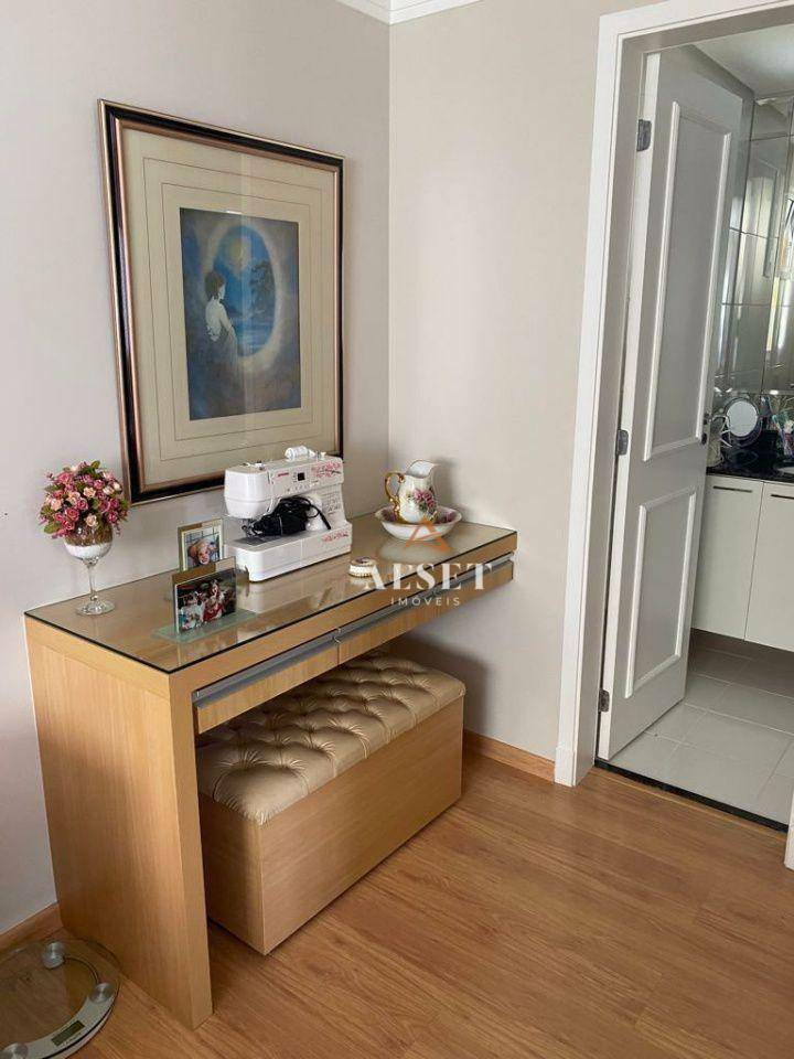 Apartamento à venda com 3 quartos, 121m² - Foto 6