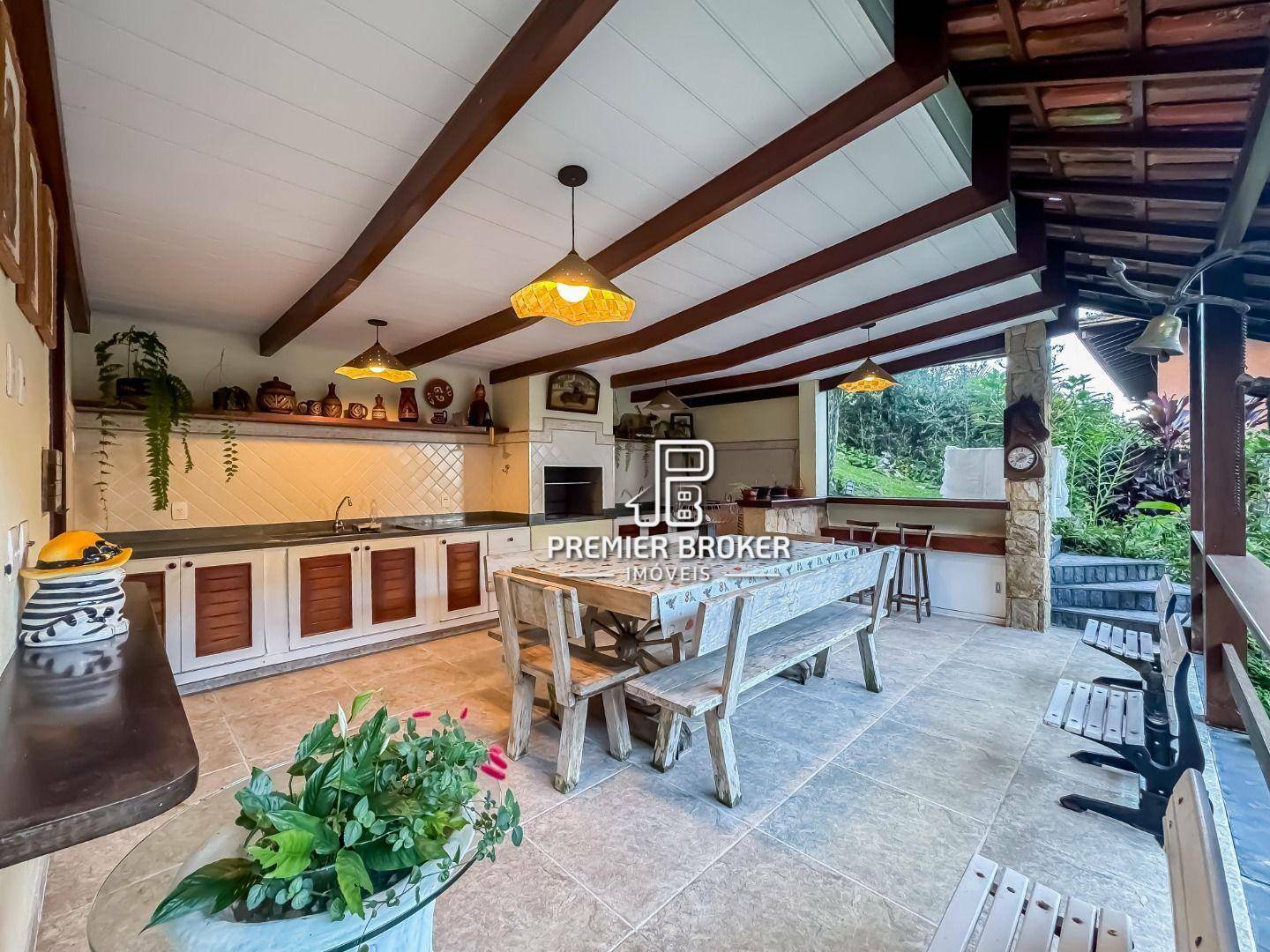 Casa de Condomínio à venda com 4 quartos, 230m² - Foto 29
