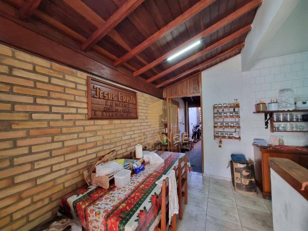 Casa à venda com 2 quartos, 75m² - Foto 11