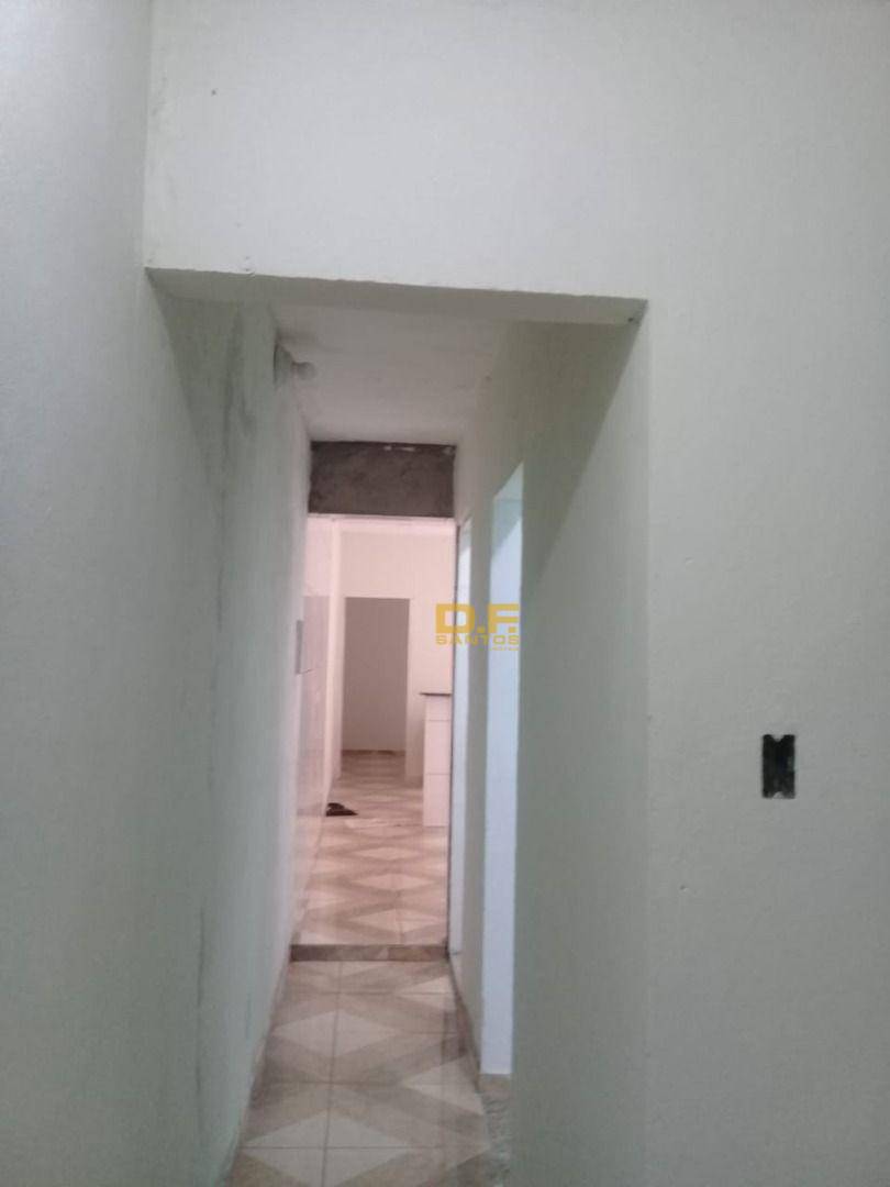 Casa à venda com 3 quartos, 1m² - Foto 7