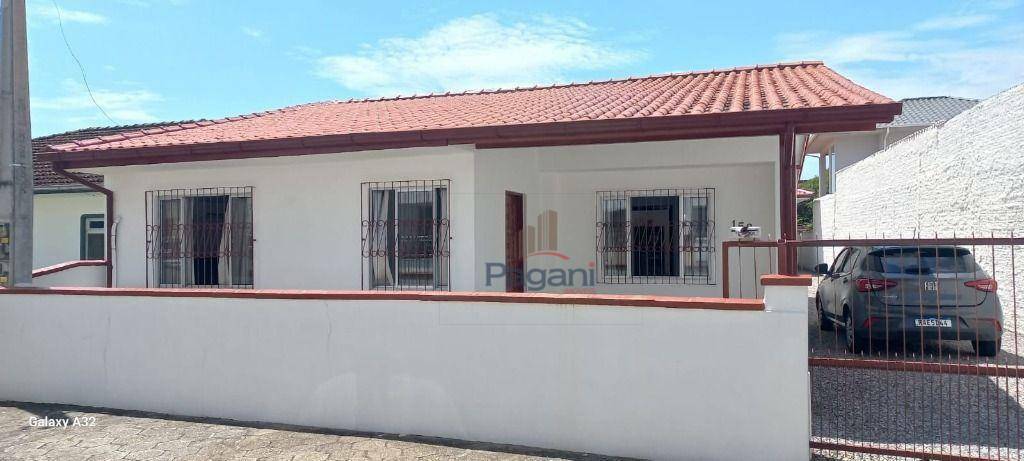 Casa à venda com 2 quartos, 182m² - Foto 18
