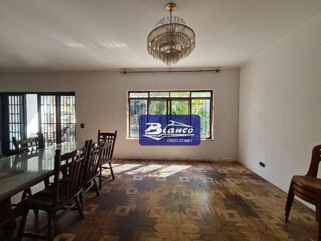 Sobrado à venda com 3 quartos, 800m² - Foto 23