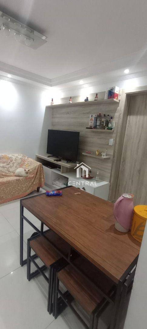 Apartamento à venda com 2 quartos, 44m² - Foto 2