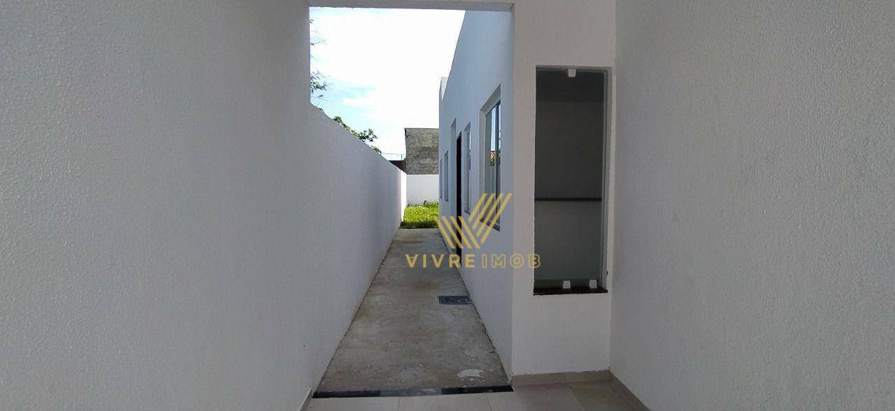 Casa à venda com 3 quartos, 75m² - Foto 10