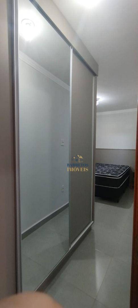 Apartamento à venda com 2 quartos, 70m² - Foto 11