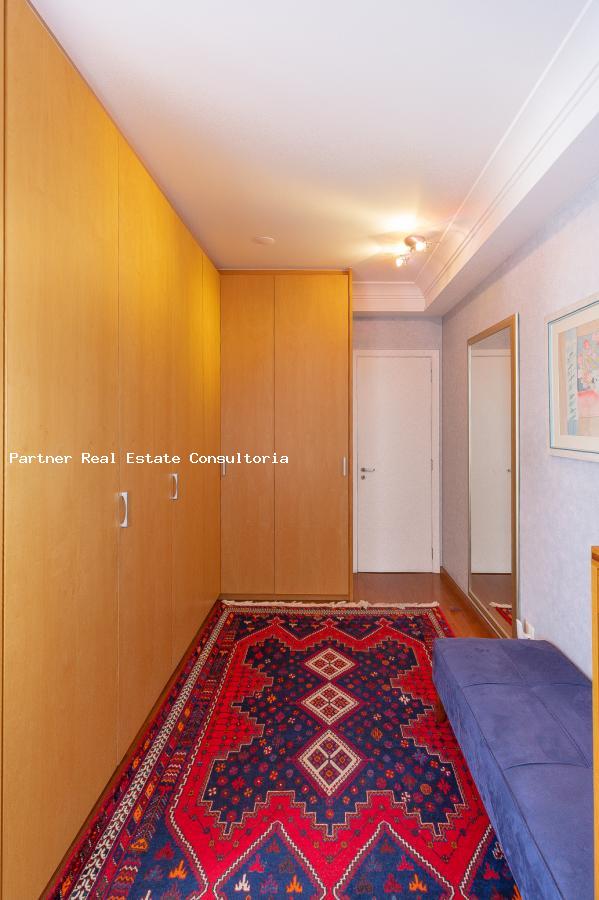 Apartamento à venda com 3 quartos, 161m² - Foto 34