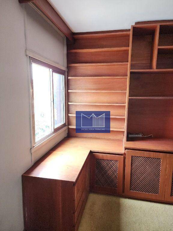 Apartamento à venda com 3 quartos, 136m² - Foto 10