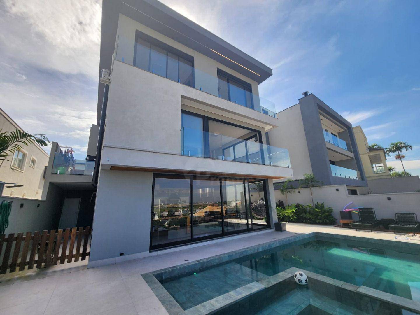 Casa de Condomínio à venda com 4 quartos, 380m² - Foto 33