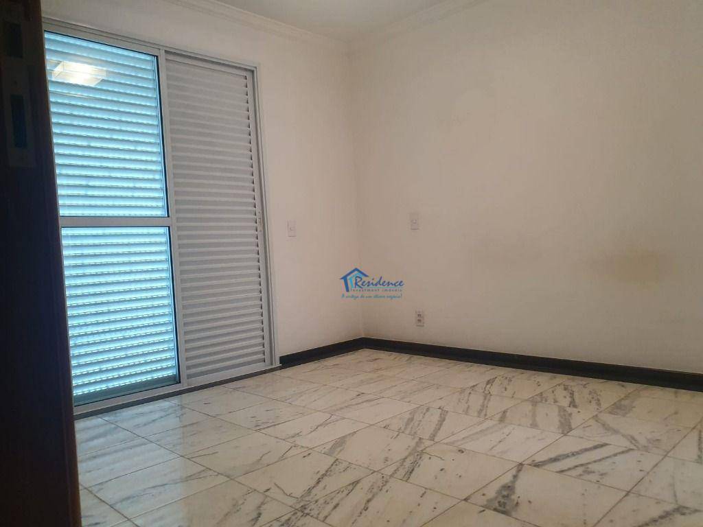 Apartamento à venda com 3 quartos, 132m² - Foto 17