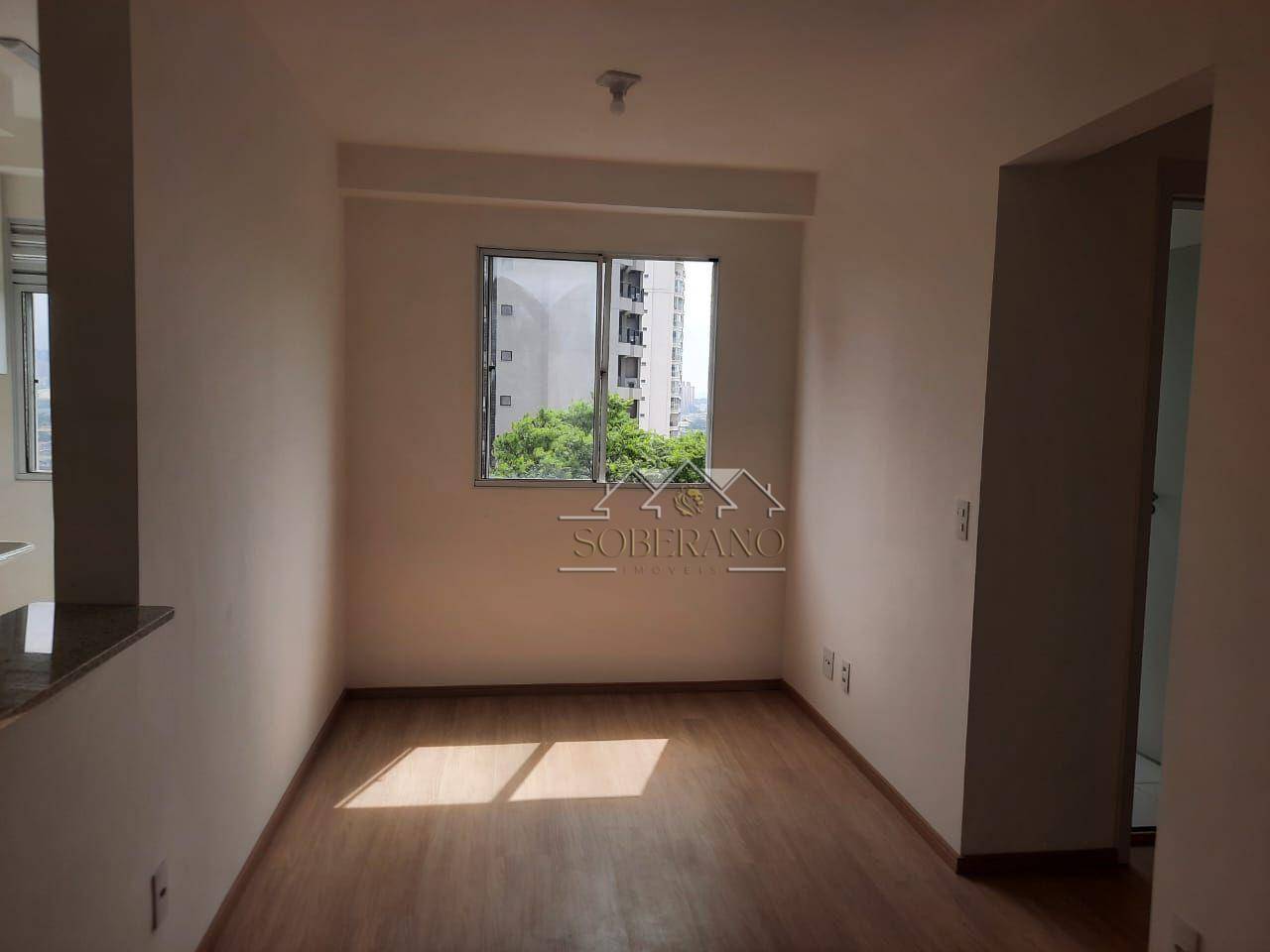 Apartamento à venda e aluguel com 2 quartos, 42m² - Foto 2