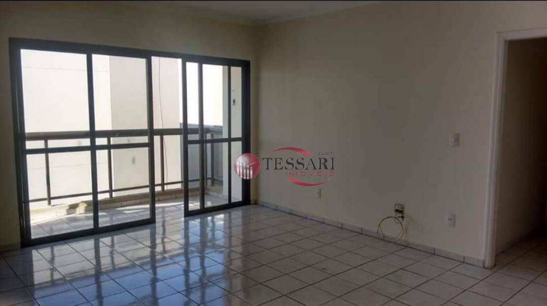 Apartamento à venda com 3 quartos, 100m² - Foto 1