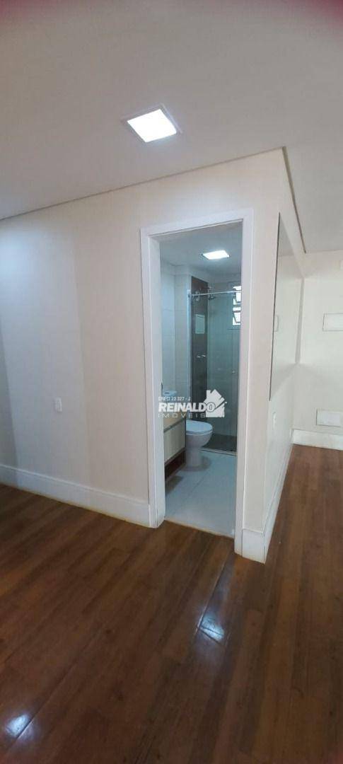 Apartamento à venda com 2 quartos, 70m² - Foto 19