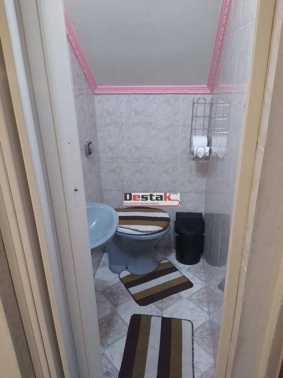 Sobrado à venda com 2 quartos, 117m² - Foto 11