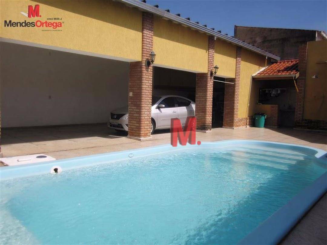 Casa à venda com 2 quartos, 300m² - Foto 21