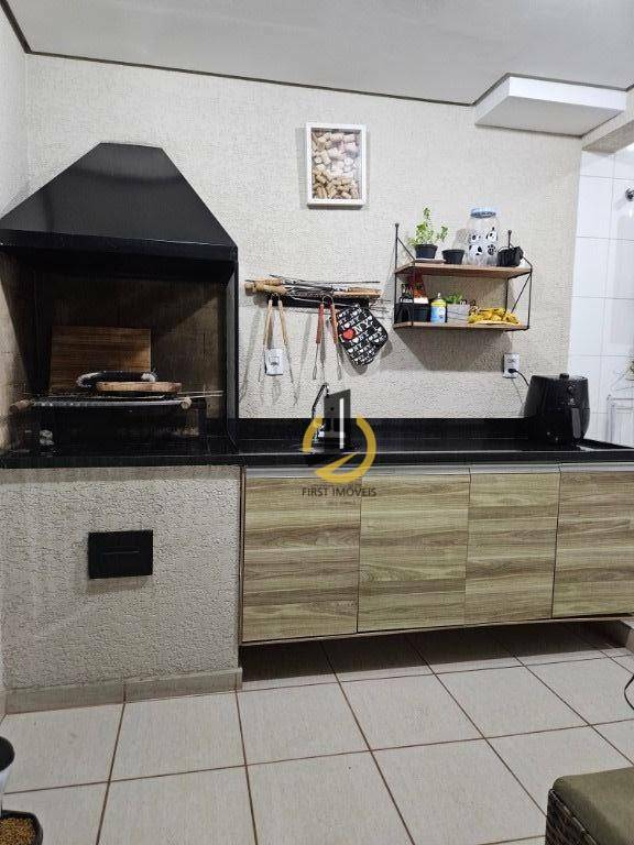 Apartamento à venda com 2 quartos, 72m² - Foto 5