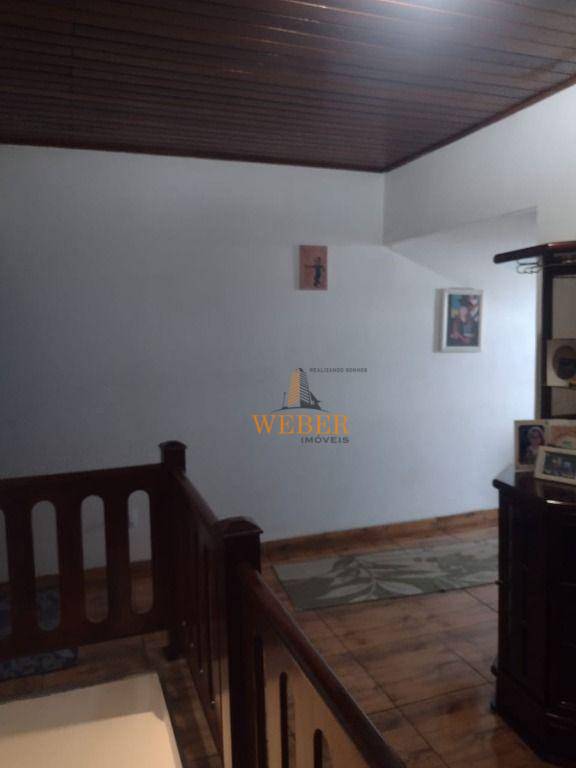 Casa à venda com 3 quartos, 200m² - Foto 22