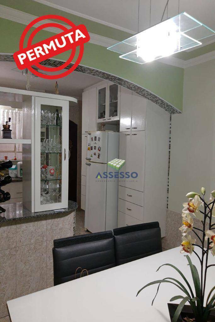 Casa à venda com 3 quartos, 160m² - Foto 9