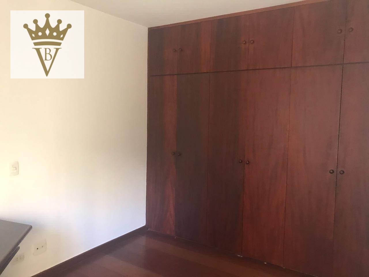 Apartamento à venda com 3 quartos, 163m² - Foto 2