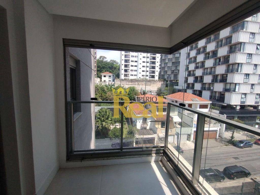 Apartamento para alugar com 2 quartos, 70m² - Foto 6