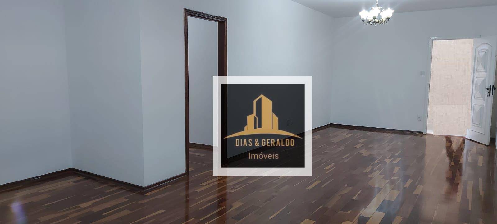 Casa à venda com 3 quartos, 206m² - Foto 5