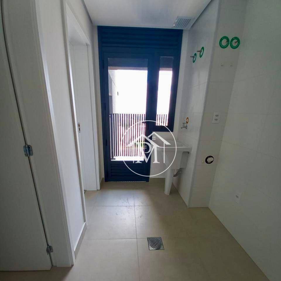 Apartamento à venda com 3 quartos, 131m² - Foto 9