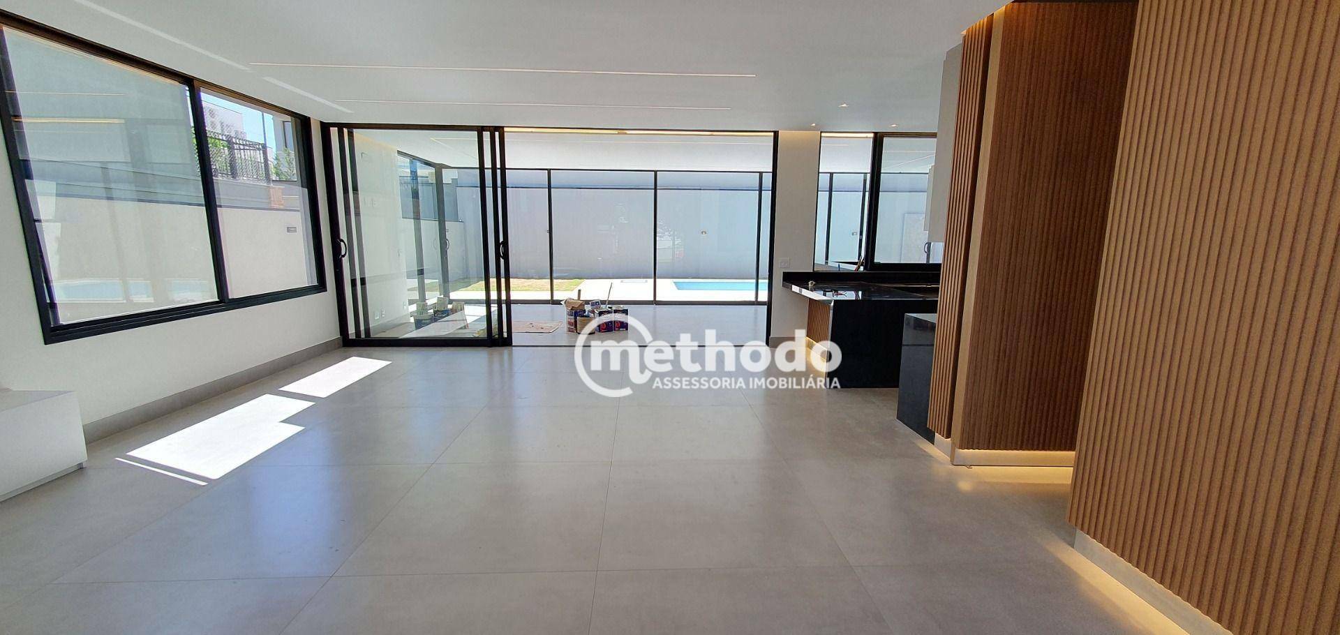 Casa de Condomínio à venda com 4 quartos, 433m² - Foto 2