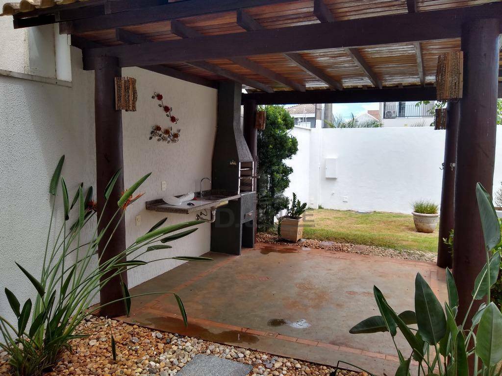 Casa para alugar com 3 quartos, 120m² - Foto 7