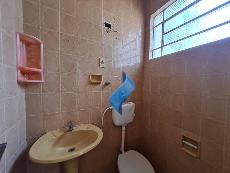 Casa à venda e aluguel com 3 quartos, 139m² - Foto 39