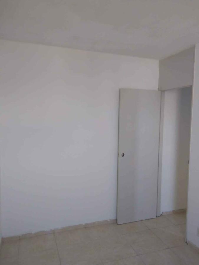 Apartamento à venda com 2 quartos, 64m² - Foto 14