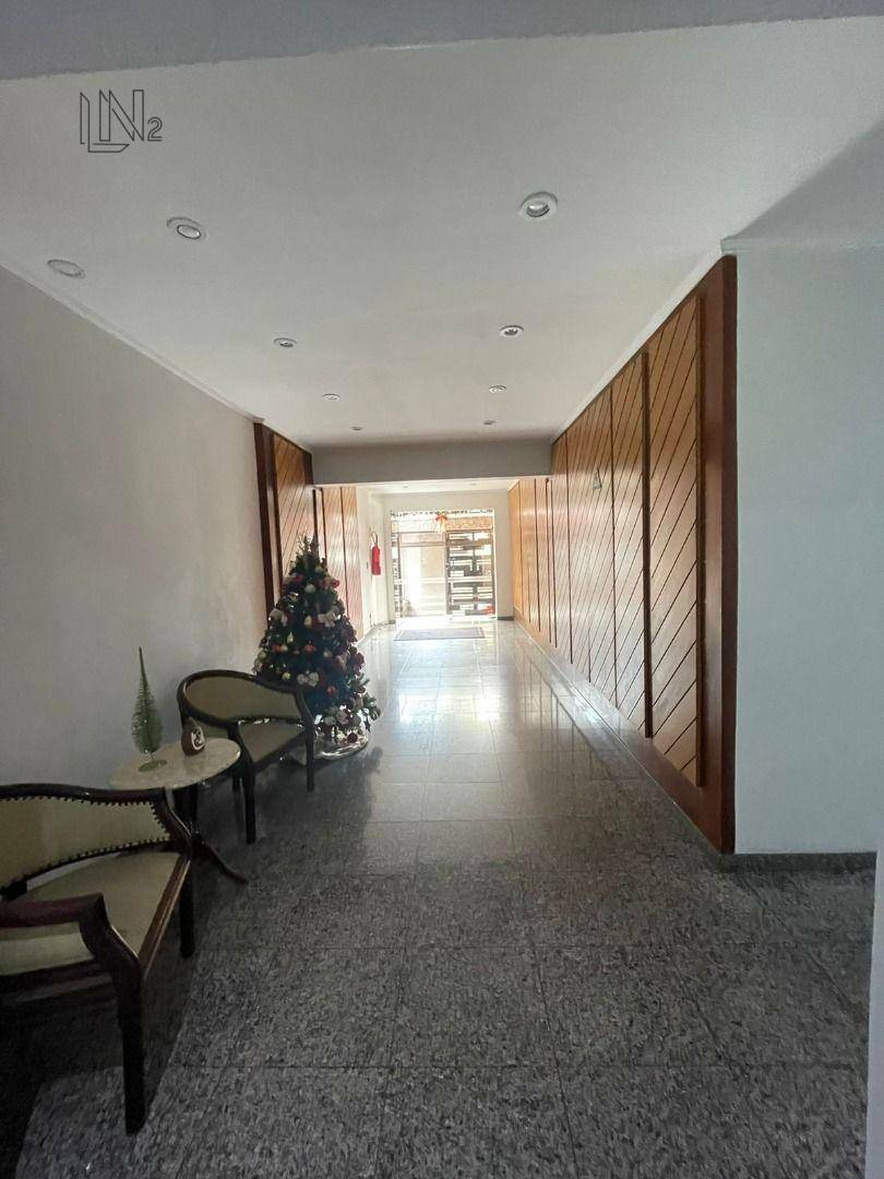 Apartamento à venda com 3 quartos, 131m² - Foto 23