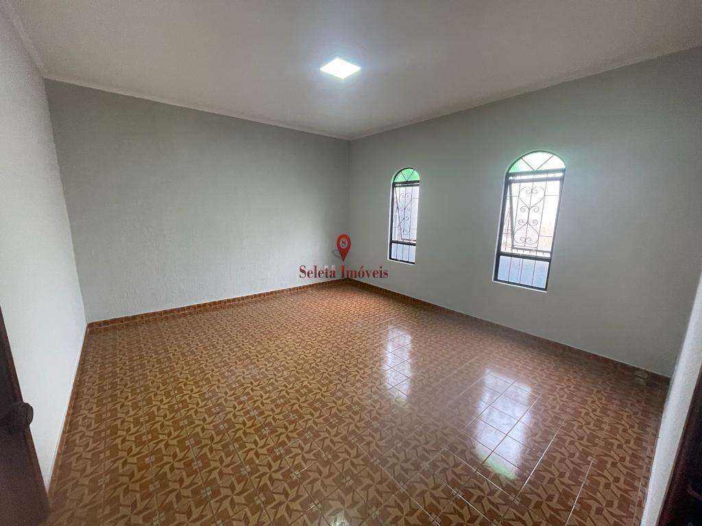 Casa à venda com 3 quartos, 182m² - Foto 3