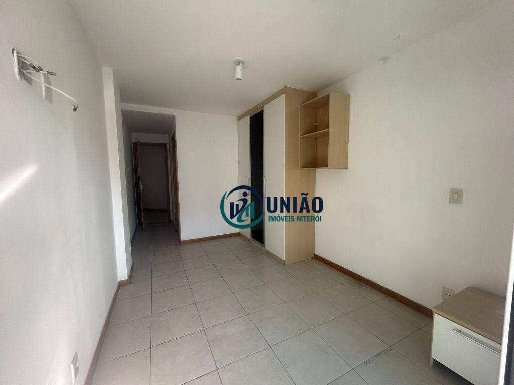 Cobertura à venda com 3 quartos, 216m² - Foto 18