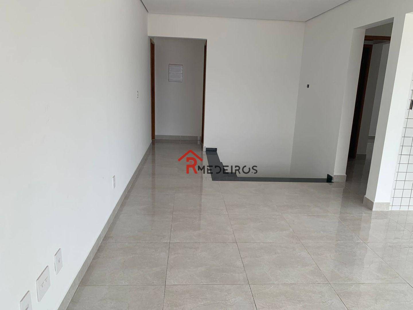 Apartamento à venda com 3 quartos, 149m² - Foto 5