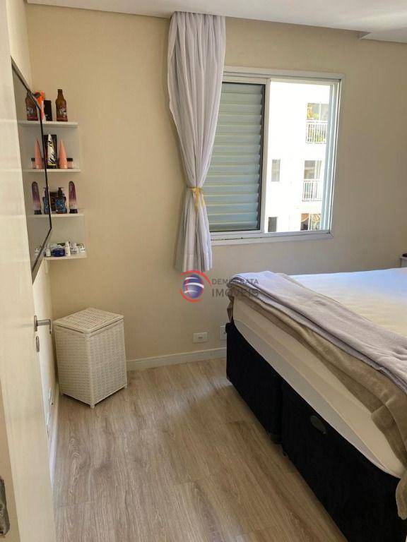 Apartamento à venda com 3 quartos, 67m² - Foto 2