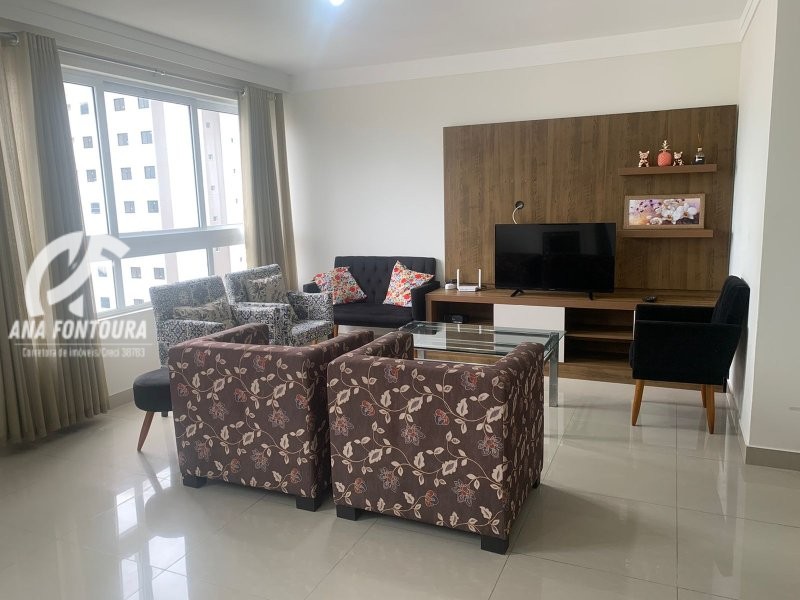 Apartamento à venda com 3 quartos, 100m² - Foto 2