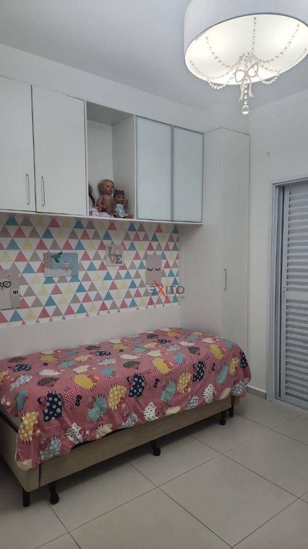 Casa de Condomínio à venda com 4 quartos, 240m² - Foto 19