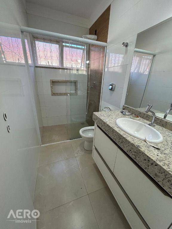 Casa de Condomínio à venda com 3 quartos, 200m² - Foto 9