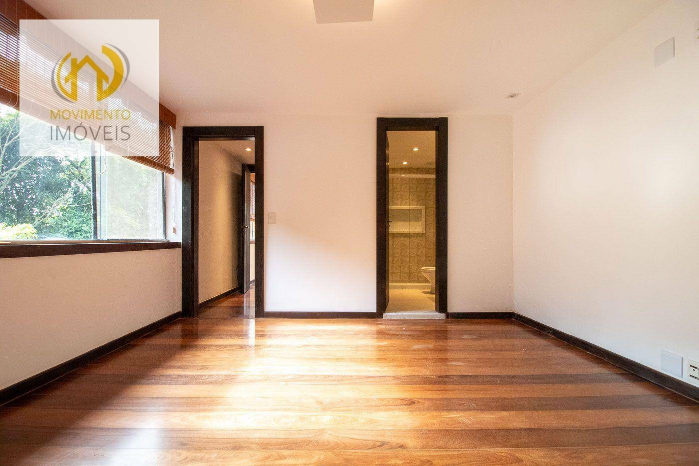 Casa à venda com 5 quartos, 384m² - Foto 4